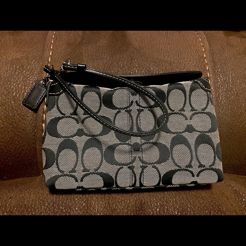 Modern coach wristlet